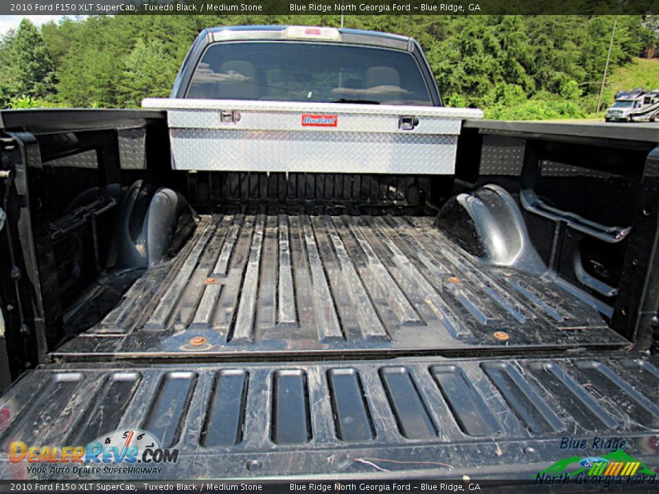 2010 Ford F150 XLT SuperCab Tuxedo Black / Medium Stone Photo #24