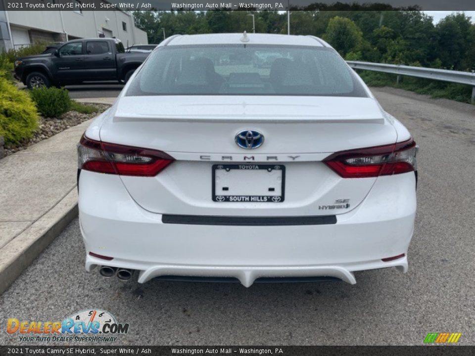 2021 Toyota Camry SE Hybrid Super White / Ash Photo #8