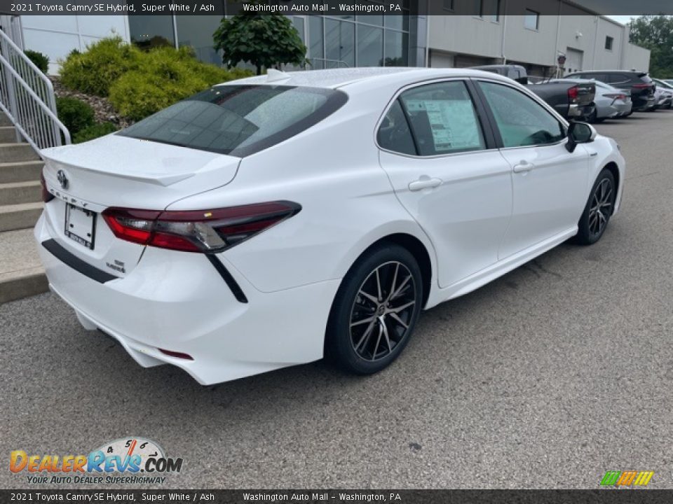 2021 Toyota Camry SE Hybrid Super White / Ash Photo #9