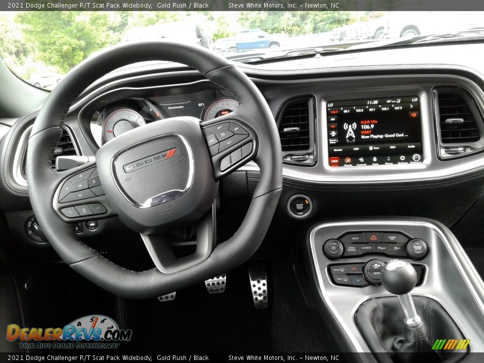 Dashboard of 2021 Dodge Challenger R/T Scat Pack Widebody Photo #15