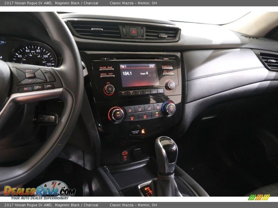 2017 Nissan Rogue SV AWD Magnetic Black / Charcoal Photo #9