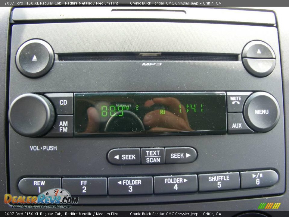 2007 Ford F150 XL Regular Cab Redfire Metallic / Medium Flint Photo #20
