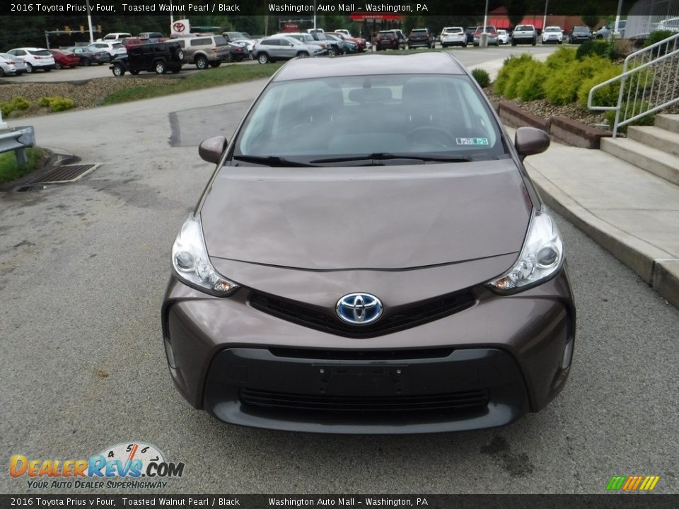 2016 Toyota Prius v Four Toasted Walnut Pearl / Black Photo #10