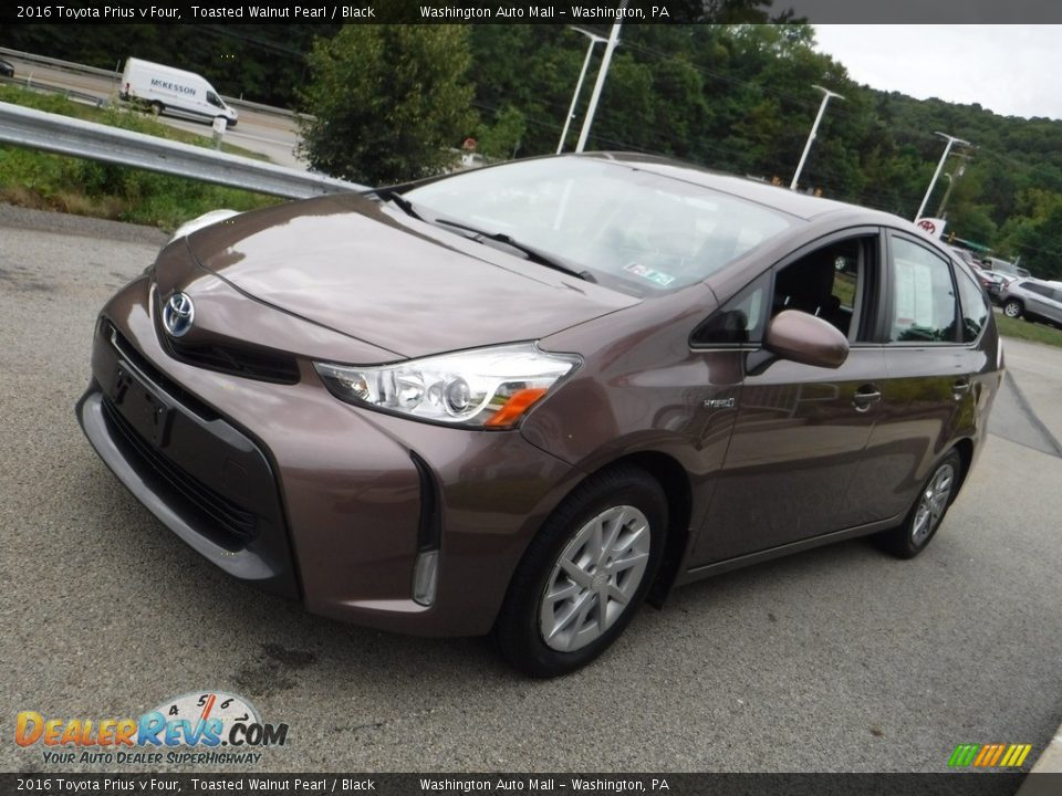 2016 Toyota Prius v Four Toasted Walnut Pearl / Black Photo #11