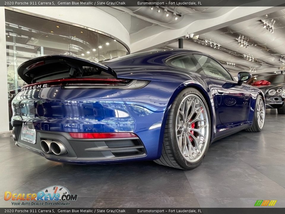 Exhaust of 2020 Porsche 911 Carrera S Photo #25