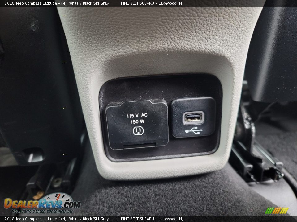 2018 Jeep Compass Latitude 4x4 White / Black/Ski Gray Photo #15