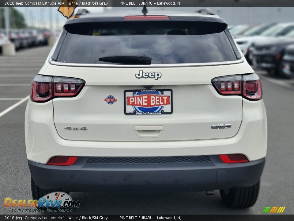 2018 Jeep Compass Latitude 4x4 White / Black/Ski Gray Photo #22