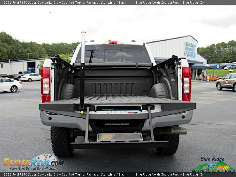 2021 Ford F250 Super Duty Lariat Crew Cab 4x4 Tremor Package Star White / Black Photo #17