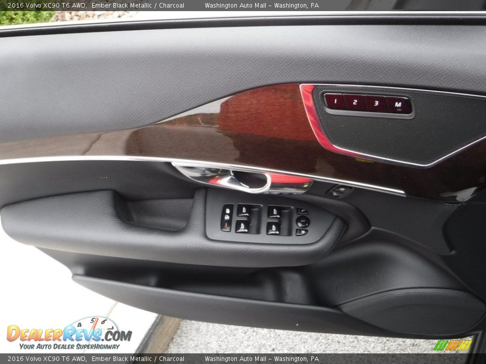 Door Panel of 2016 Volvo XC90 T6 AWD Photo #17