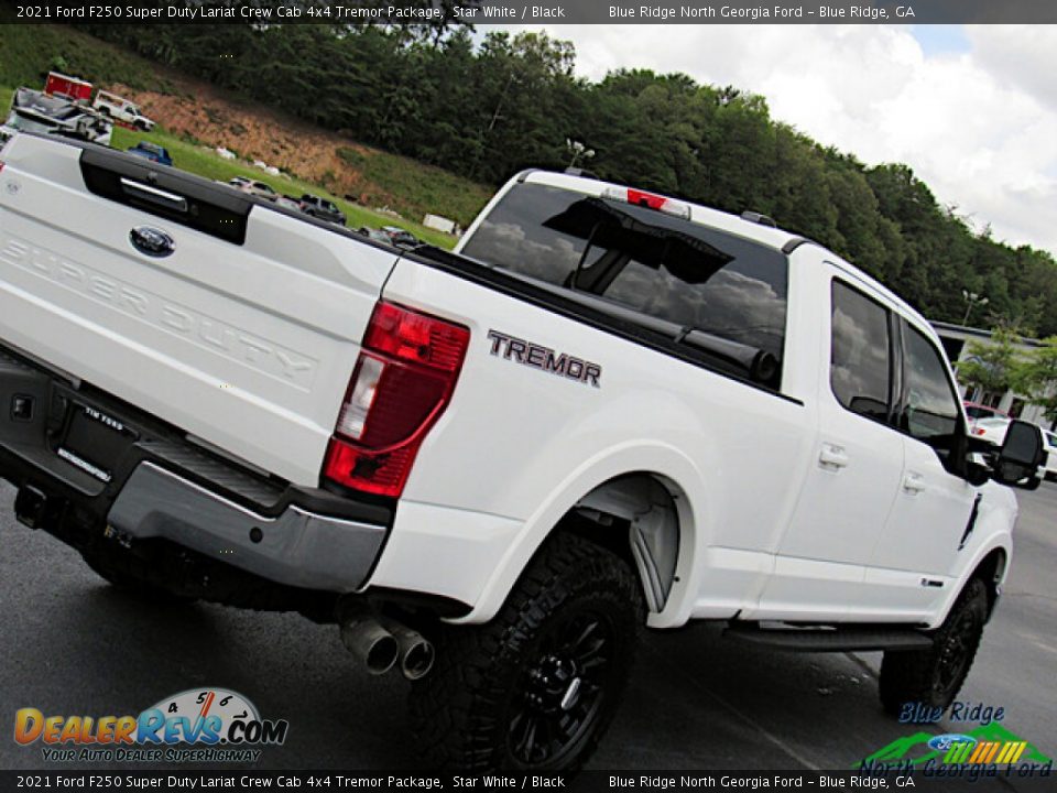 2021 Ford F250 Super Duty Lariat Crew Cab 4x4 Tremor Package Star White / Black Photo #36