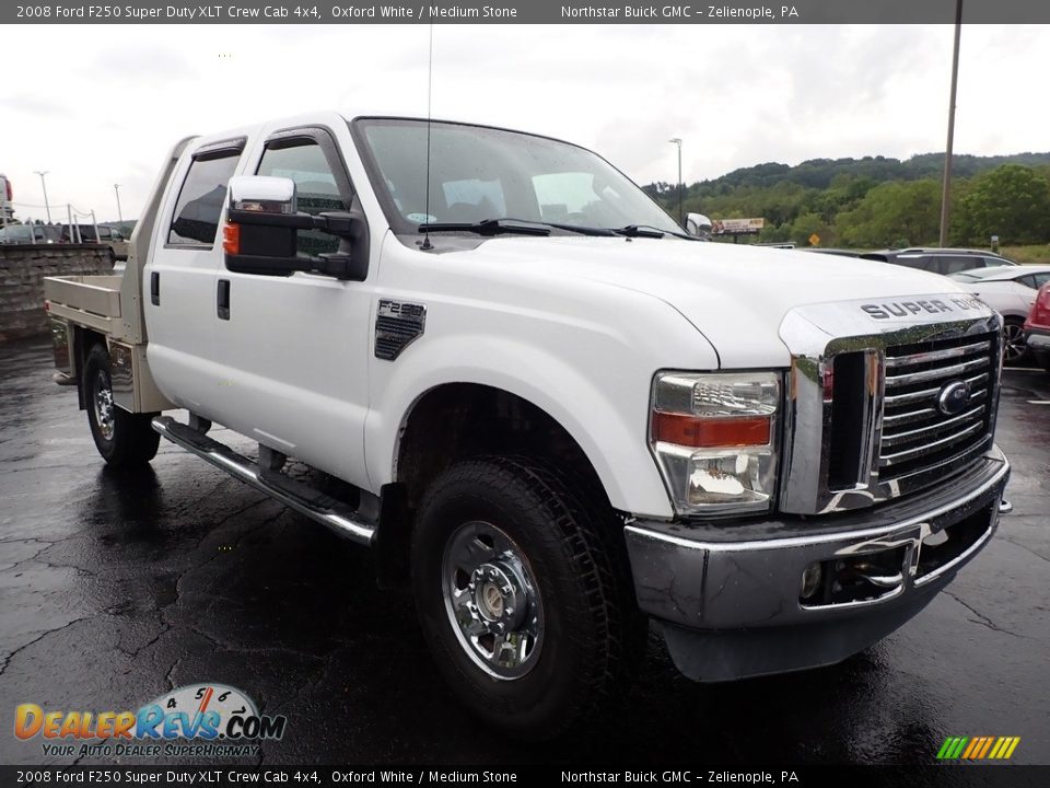 2008 Ford F250 Super Duty XLT Crew Cab 4x4 Oxford White / Medium Stone Photo #4