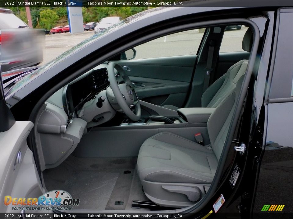 2022 Hyundai Elantra SEL Black / Gray Photo #10