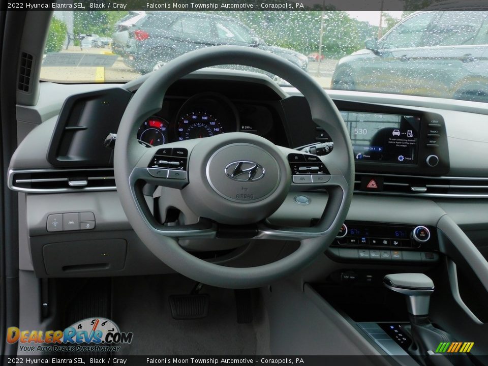 2022 Hyundai Elantra SEL Black / Gray Photo #12