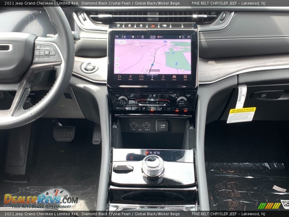 2021 Jeep Grand Cherokee L Limited 4x4 Diamond Black Crystal Pearl / Global Black/Wicker Beige Photo #10