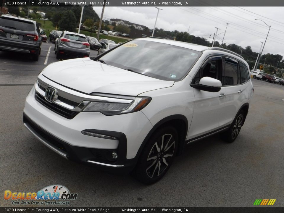 2020 Honda Pilot Touring AWD Platinum White Pearl / Beige Photo #6