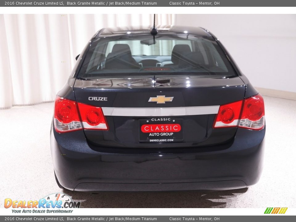 2016 Chevrolet Cruze Limited LS Black Granite Metallic / Jet Black/Medium Titanium Photo #16