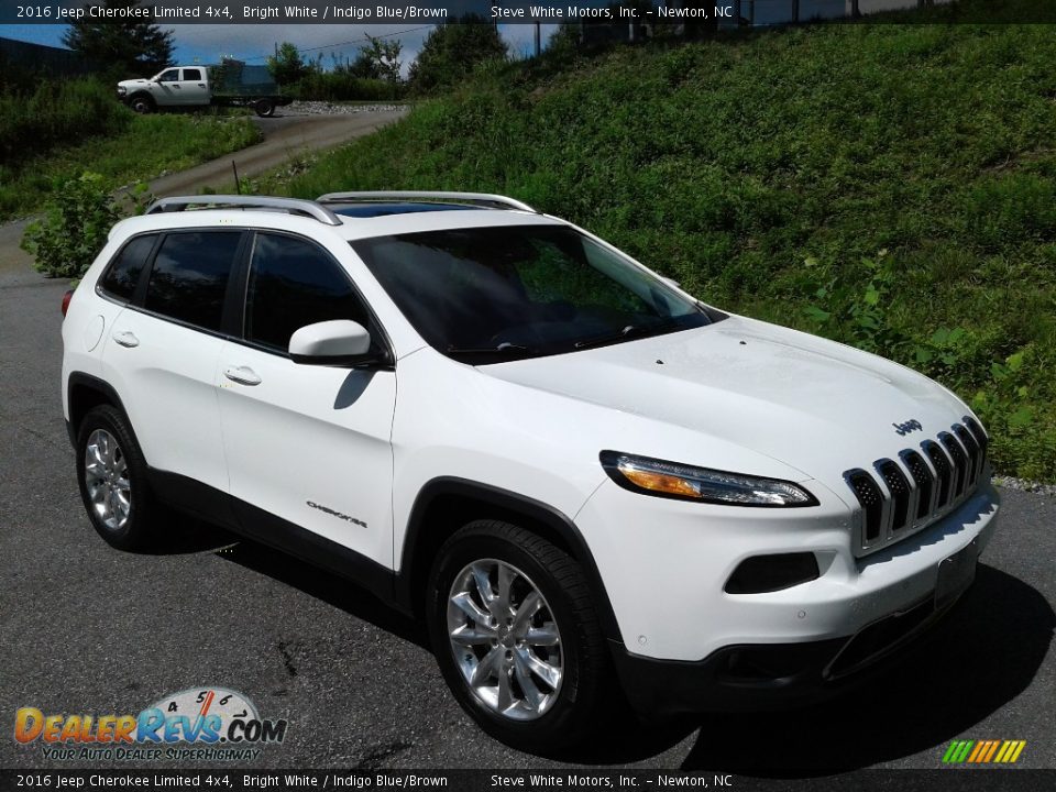 2016 Jeep Cherokee Limited 4x4 Bright White / Indigo Blue/Brown Photo #5