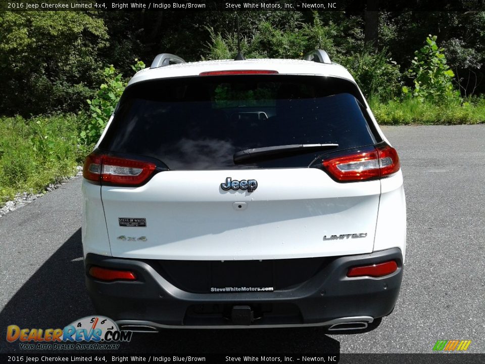 2016 Jeep Cherokee Limited 4x4 Bright White / Indigo Blue/Brown Photo #8