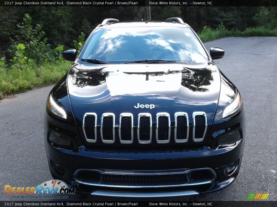 Diamond Black Crystal Pearl 2017 Jeep Cherokee Overland 4x4 Photo #3