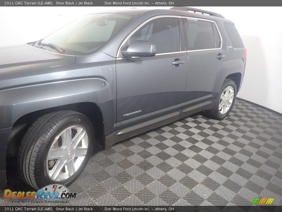 2011 GMC Terrain SLE AWD Onyx Black / Jet Black Photo #9