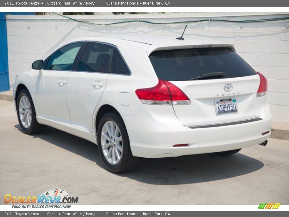 2011 Toyota Venza I4 Blizzard Pearl White / Ivory Photo #2