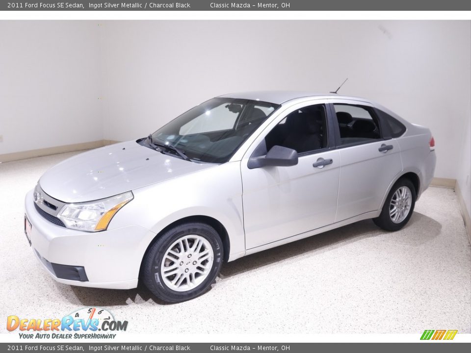 2011 Ford Focus SE Sedan Ingot Silver Metallic / Charcoal Black Photo #3