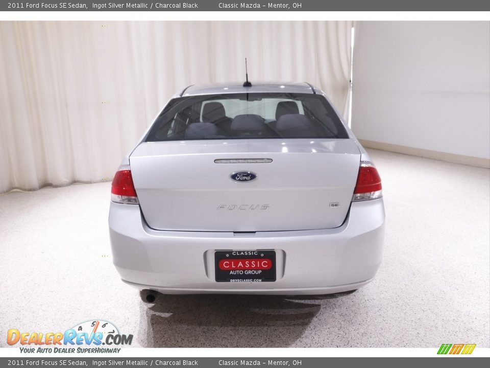2011 Ford Focus SE Sedan Ingot Silver Metallic / Charcoal Black Photo #14
