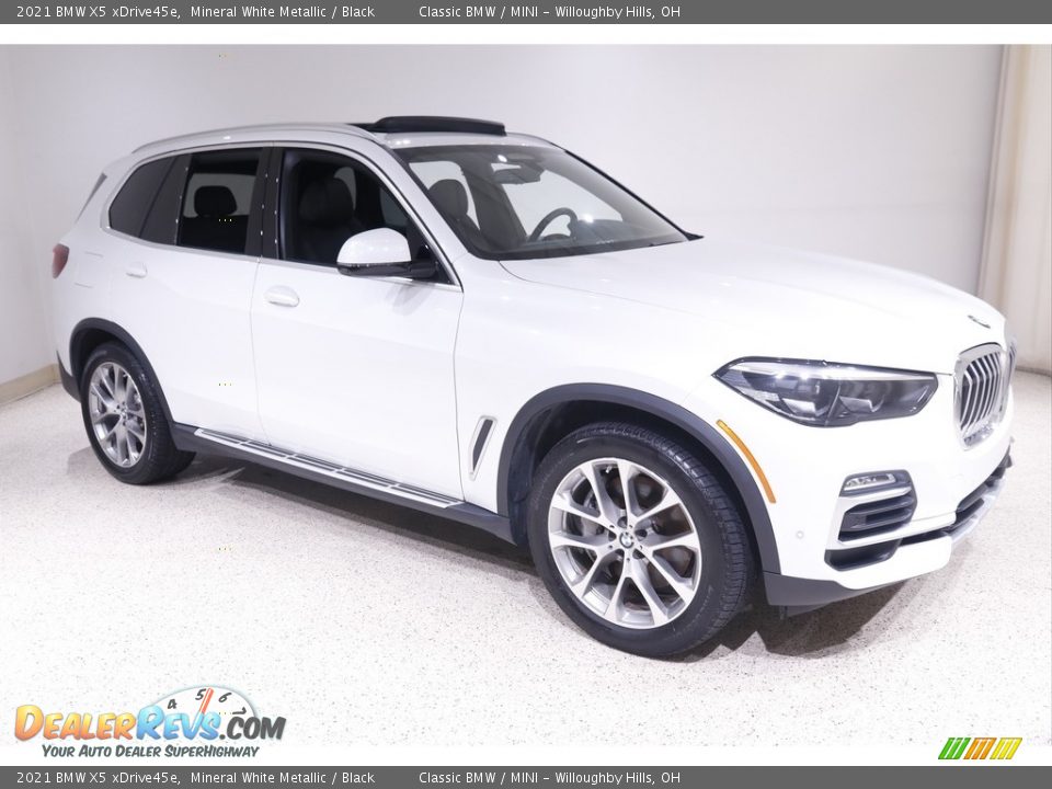 2021 BMW X5 xDrive45e Mineral White Metallic / Black Photo #1