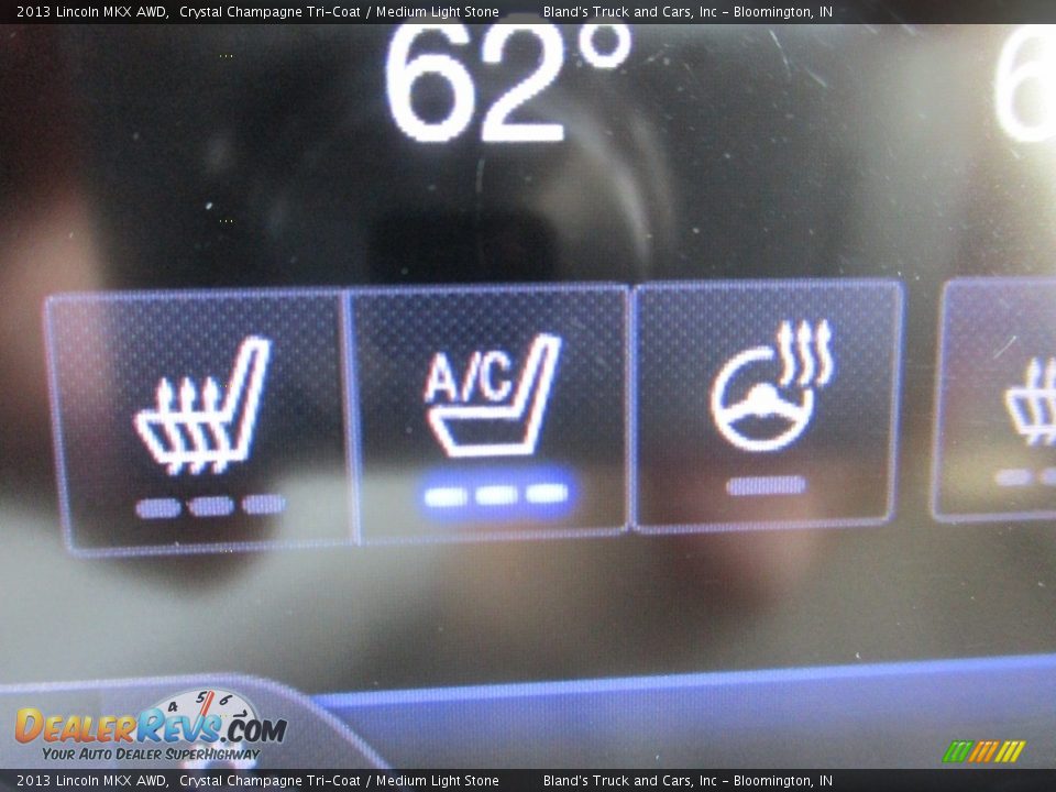 2013 Lincoln MKX AWD Crystal Champagne Tri-Coat / Medium Light Stone Photo #19