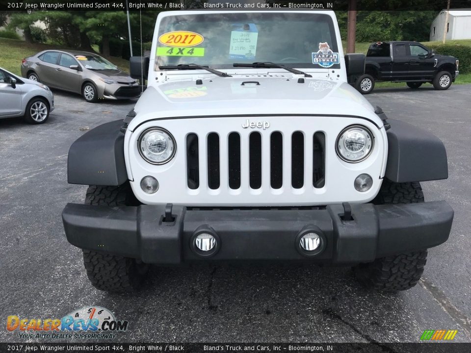 2017 Jeep Wrangler Unlimited Sport 4x4 Bright White / Black Photo #3