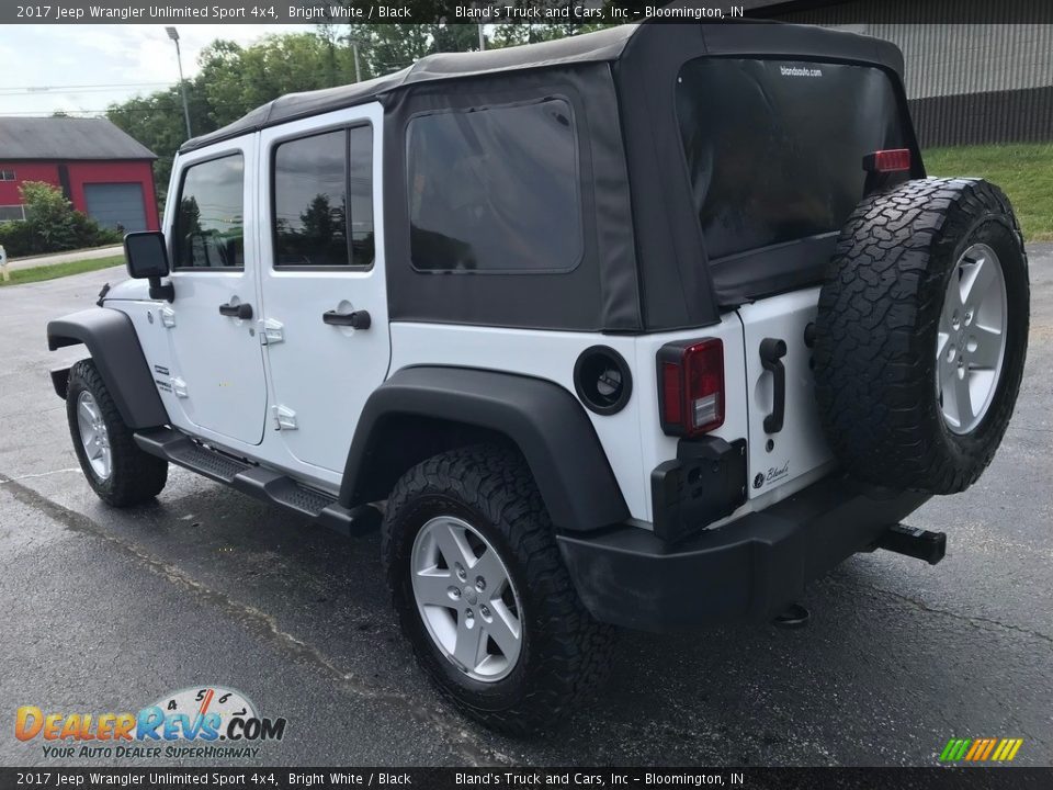 2017 Jeep Wrangler Unlimited Sport 4x4 Bright White / Black Photo #10