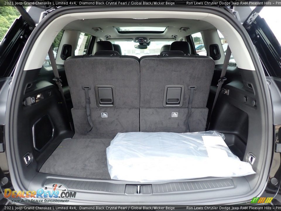 2021 Jeep Grand Cherokee L Limited 4x4 Diamond Black Crystal Pearl / Global Black/Wicker Beige Photo #5