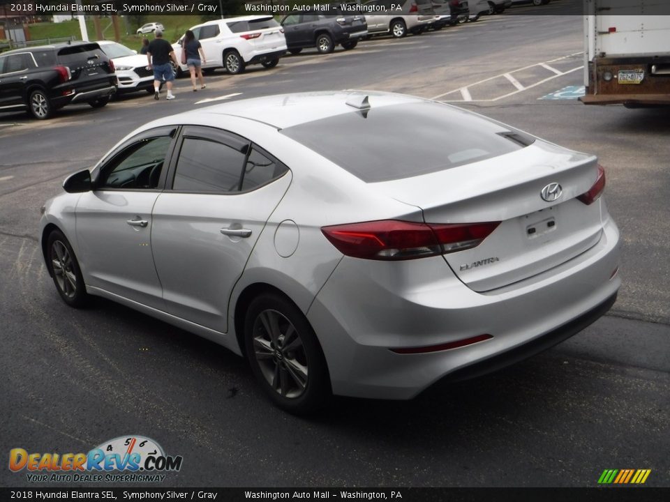 2018 Hyundai Elantra SEL Symphony Silver / Gray Photo #6