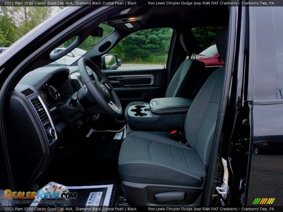 2021 Ram 1500 Classic Quad Cab 4x4 Diamond Black Crystal Pearl / Black Photo #11