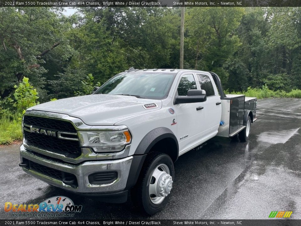 2021 Ram 5500 Tradesman Crew Cab 4x4 Chassis Bright White / Diesel Gray/Black Photo #2