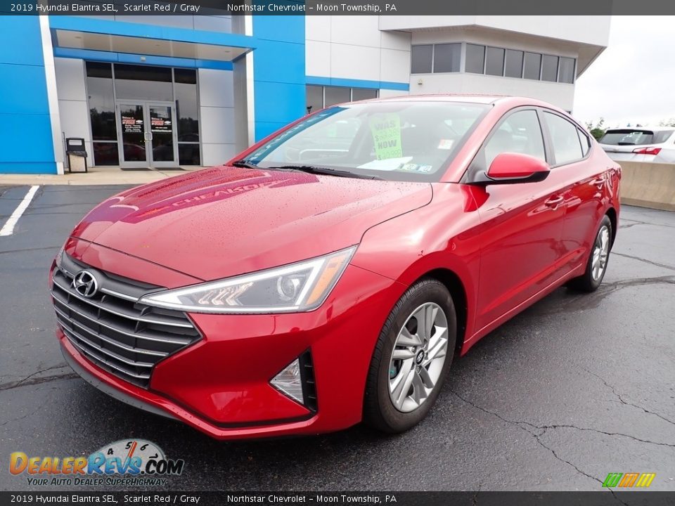 2019 Hyundai Elantra SEL Scarlet Red / Gray Photo #2