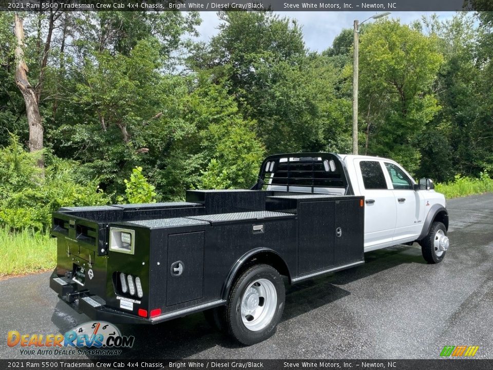 2021 Ram 5500 Tradesman Crew Cab 4x4 Chassis Bright White / Diesel Gray/Black Photo #6