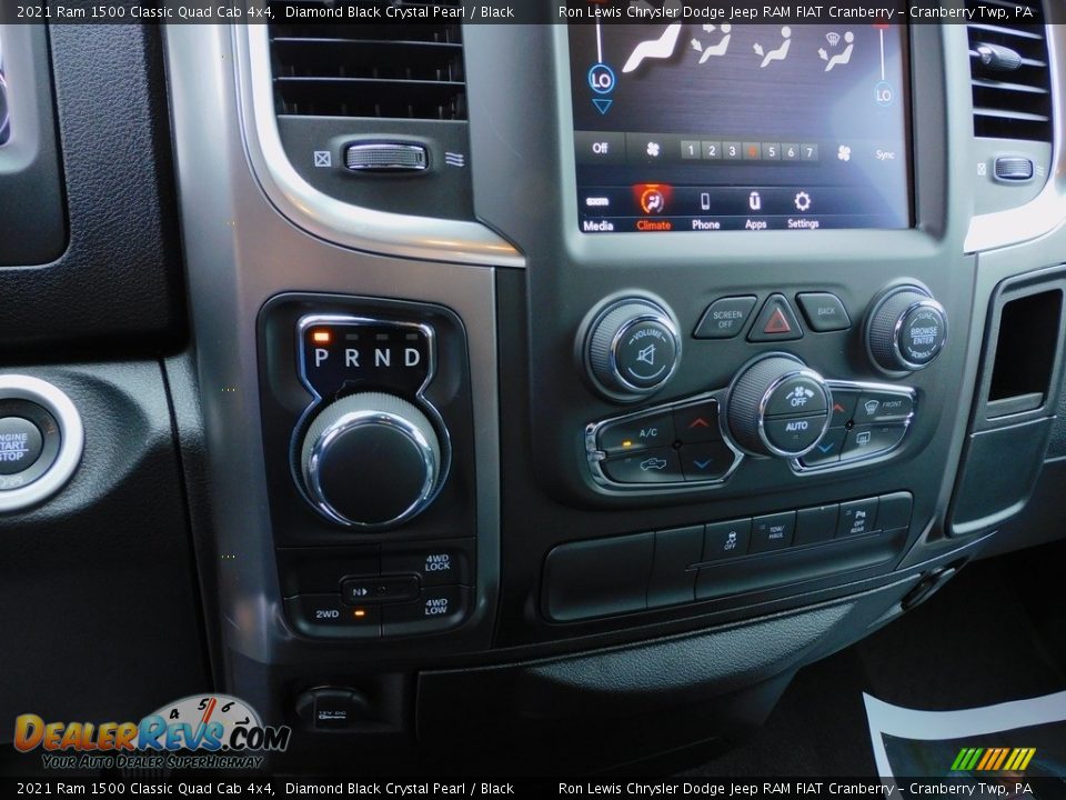 2021 Ram 1500 Classic Quad Cab 4x4 Diamond Black Crystal Pearl / Black Photo #18