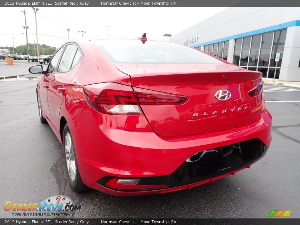 2019 Hyundai Elantra SEL Scarlet Red / Gray Photo #5