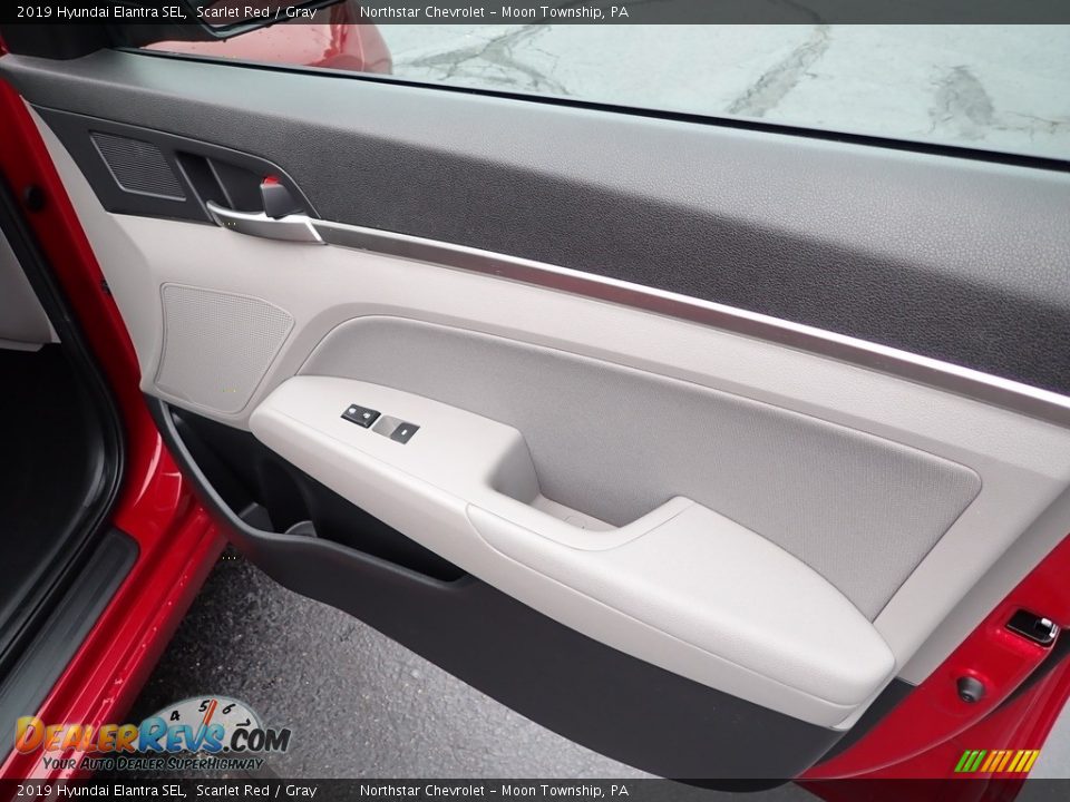 2019 Hyundai Elantra SEL Scarlet Red / Gray Photo #16