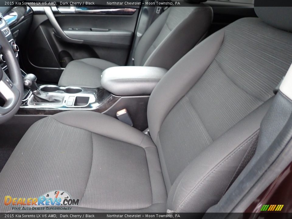Front Seat of 2015 Kia Sorento LX V6 AWD Photo #20