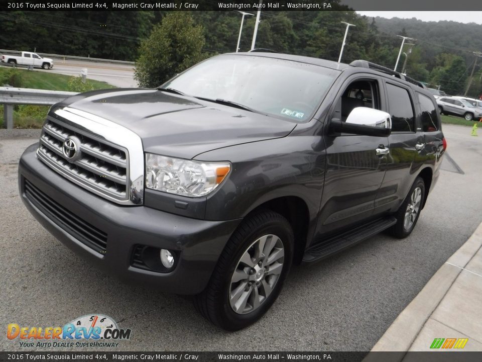 2016 Toyota Sequoia Limited 4x4 Magnetic Gray Metallic / Gray Photo #15