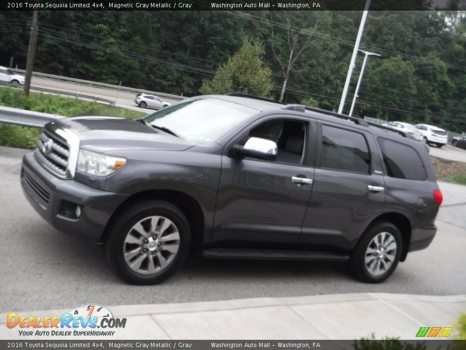 2016 Toyota Sequoia Limited 4x4 Magnetic Gray Metallic / Gray Photo #16