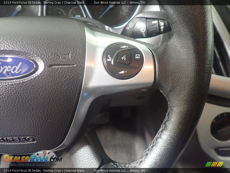 2014 Ford Focus SE Sedan Sterling Gray / Charcoal Black Photo #29