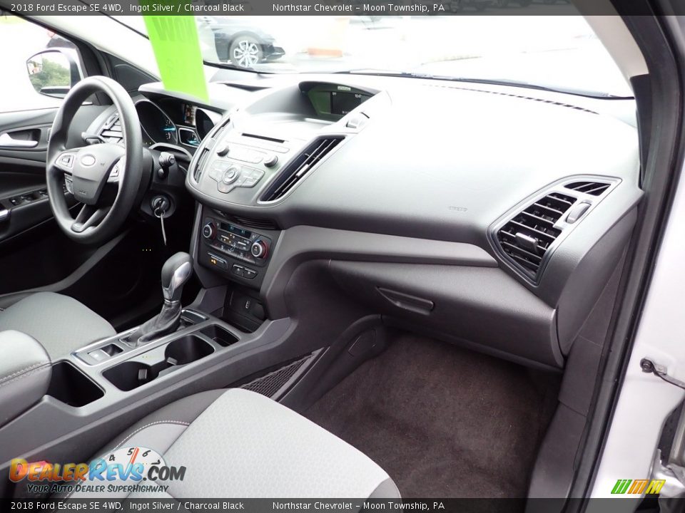 2018 Ford Escape SE 4WD Ingot Silver / Charcoal Black Photo #16