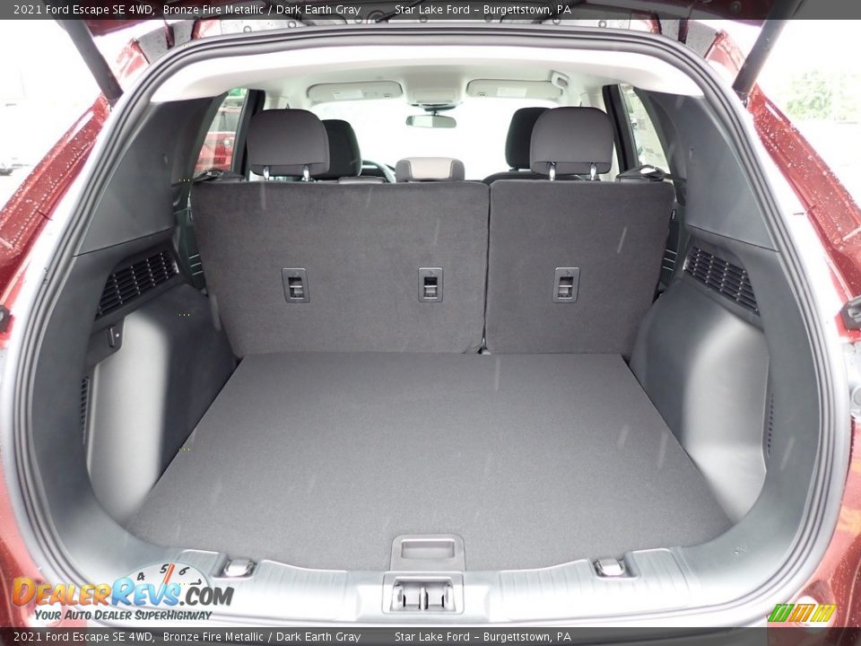 2021 Ford Escape SE 4WD Trunk Photo #5