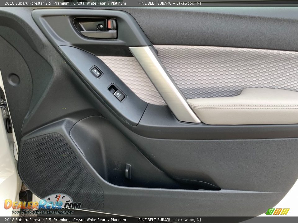 2018 Subaru Forester 2.5i Premium Crystal White Pearl / Platinum Photo #23