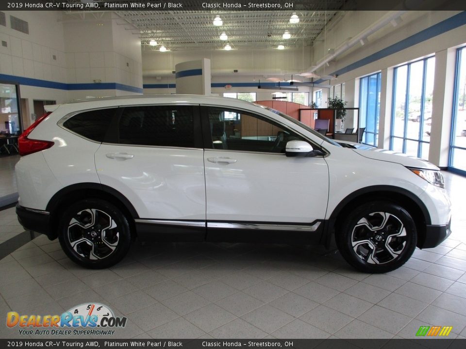 2019 Honda CR-V Touring AWD Platinum White Pearl / Black Photo #4