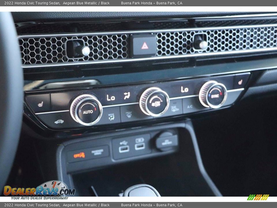 Controls of 2022 Honda Civic Touring Sedan Photo #14
