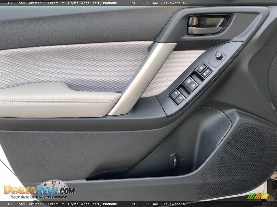 2018 Subaru Forester 2.5i Premium Crystal White Pearl / Platinum Photo #34